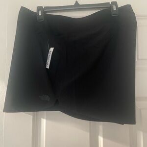 The North Face Black Shorts 3X